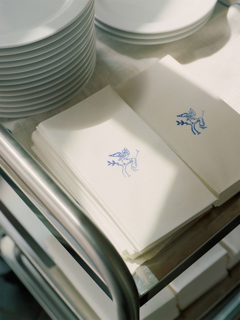 Napkins with logo